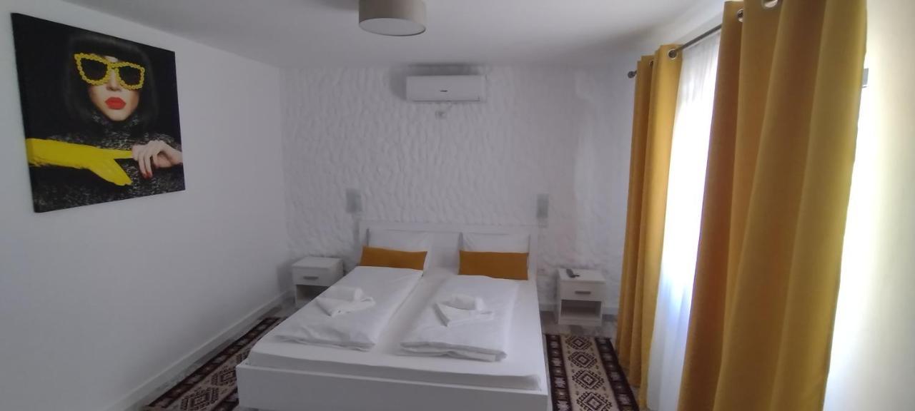 Bungalow Terra Kordu Băile Felix Εξωτερικό φωτογραφία